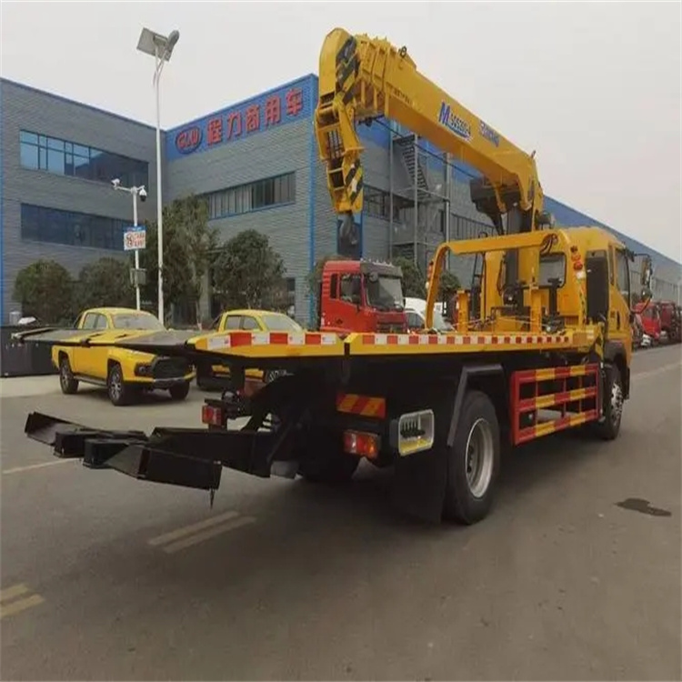 唐河附近小随车吊出租电话，轻松解决搬运烦恼